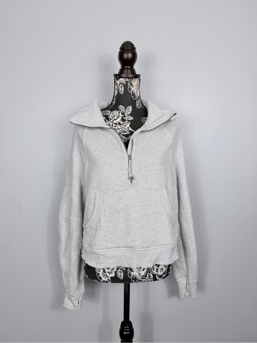 Lululemon light grey scuba oversized half zip funnel neck pullover size M/L